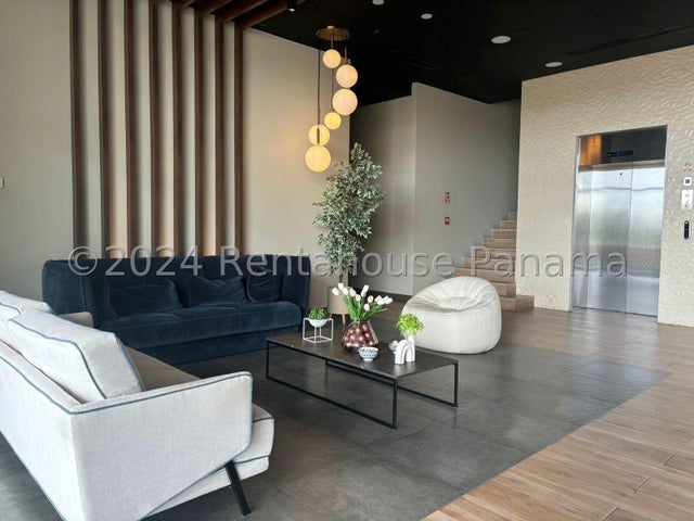 Exclusive Apartment  - Apartamento en Av. San Miguelito